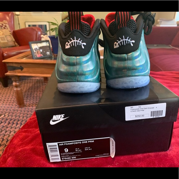 Nike foamposite one gone fishing - Picture 2 of 5